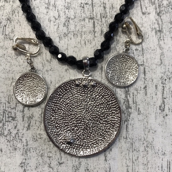 Vintage Black Beaded Choker Necklace & Earrings; with 5 Clear Rhinestones - Picture 5 of 10